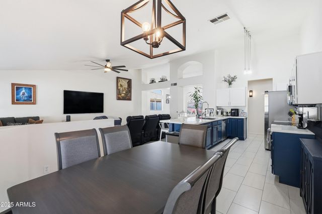 7916 W Rose Lane, Glendale, AZ 85303