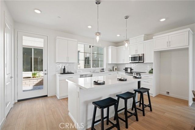 4874 Arroyo Run, Moorpark, CA 93021