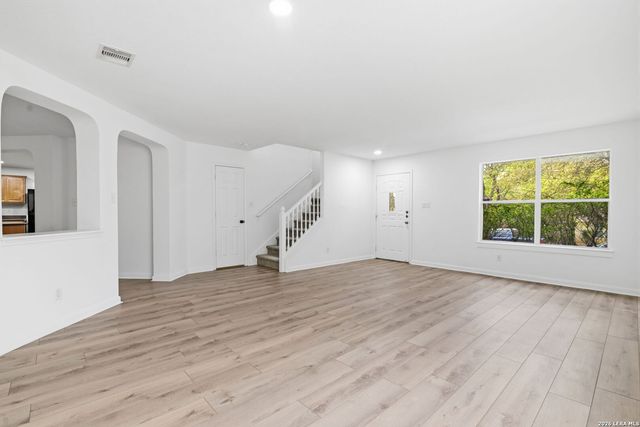 4750 Bending Grove, San Antonio, TX 78259