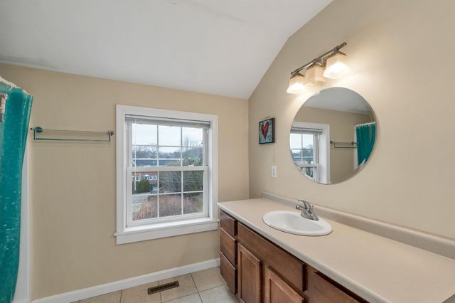 9 Falkland Pl Unit A3, Portsmouth, NH 03801