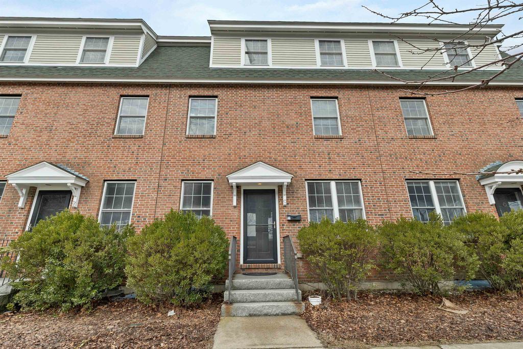 9 Falkland Pl Unit A3, Portsmouth, NH 03801