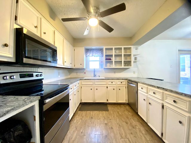 2316 78th Street, Lubbock, TX 79423