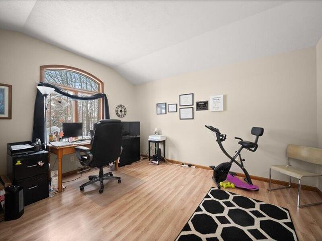 2244 19 Mile Road, Kent City, MI 49330