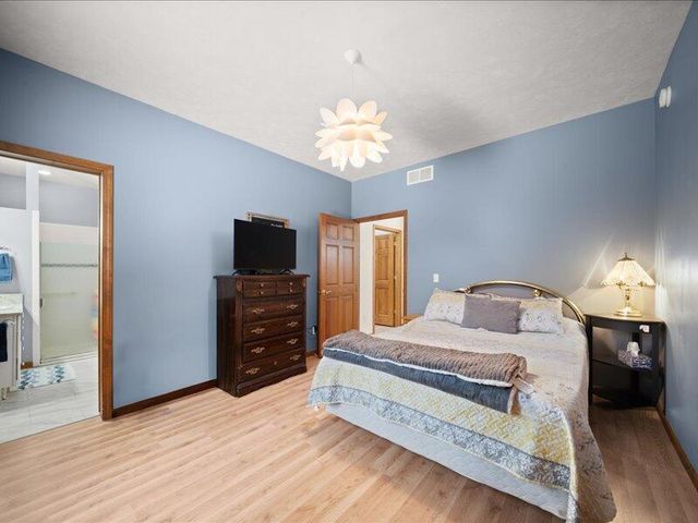 2244 19 Mile Road, Kent City, MI 49330