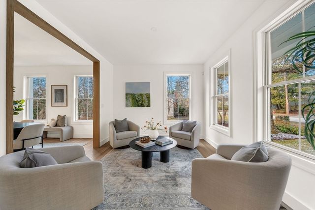 345 Linden St, Wellesley, MA 02481