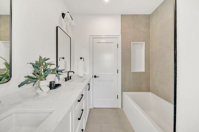 345 Linden St, Wellesley, MA 02481