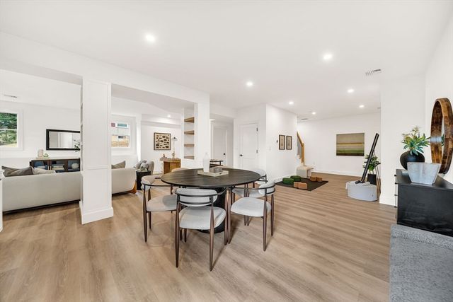 345 Linden St, Wellesley, MA 02481