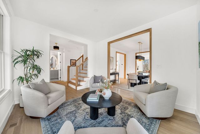 345 Linden St, Wellesley, MA 02481