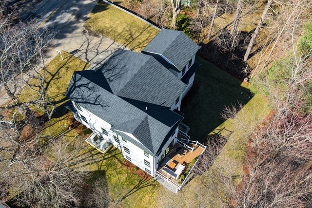 345 Linden St, Wellesley, MA 02481