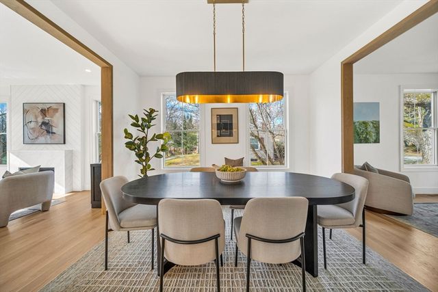 345 Linden St, Wellesley, MA 02481