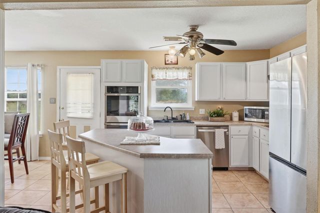 2325 Skrivanek Road, San Felipe, TX 77474