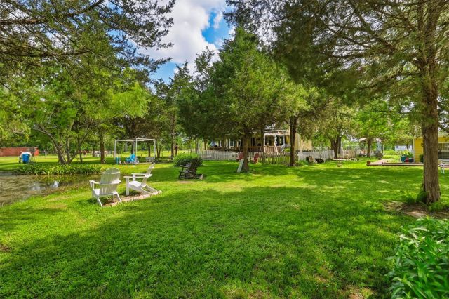 2325 Skrivanek Road, San Felipe, TX 77474