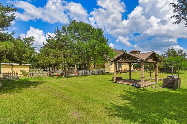2325 Skrivanek Road, San Felipe, TX 77474