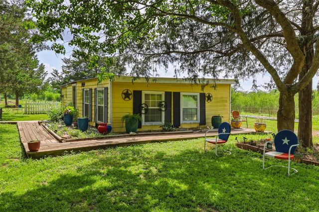 2325 Skrivanek Road, San Felipe, TX 77474