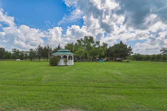 2325 Skrivanek Road, San Felipe, TX 77474