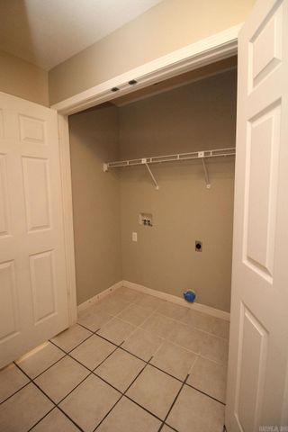 2004 Dana Marie, Paragould, AR 72450