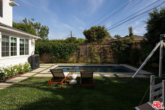 165 S Gretna Green Way, Los Angeles, CA 90049