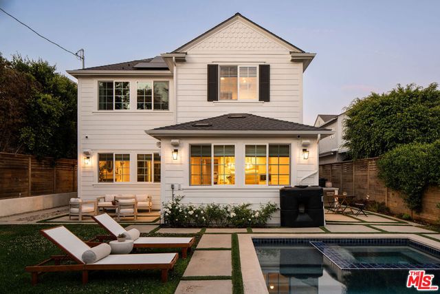 165 S Gretna Green Way, Los Angeles, CA 90049