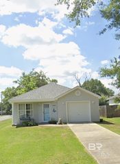 18990 E Hammond Street, Robertsdale, AL 36567