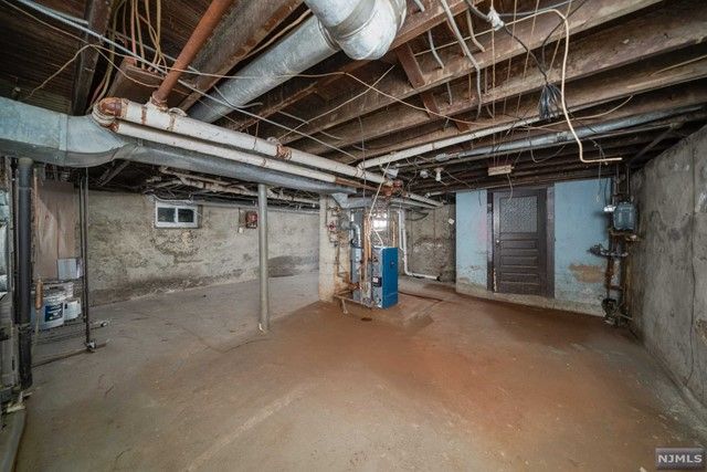 55 Sidney Street, Lodi, NJ 07644
