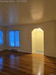 6140 Farmbrook Street, Detroit, MI 48224