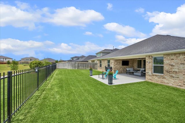 3335 Kendleshire Lane, Fulshear, TX 77441