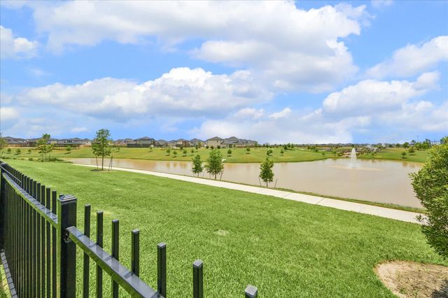 3335 Kendleshire Lane, Fulshear, TX 77441