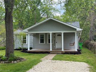 230 Hunter Avenue, Munroe Falls, OH 44262