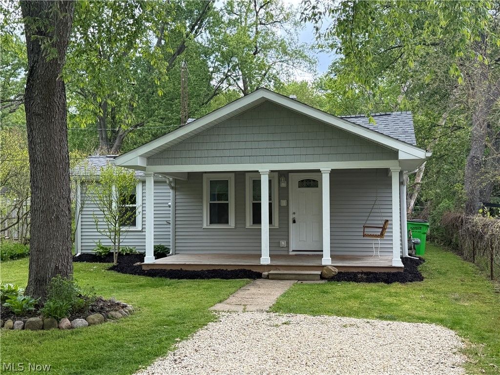 230 Hunter Avenue, Munroe Falls, OH 44262
