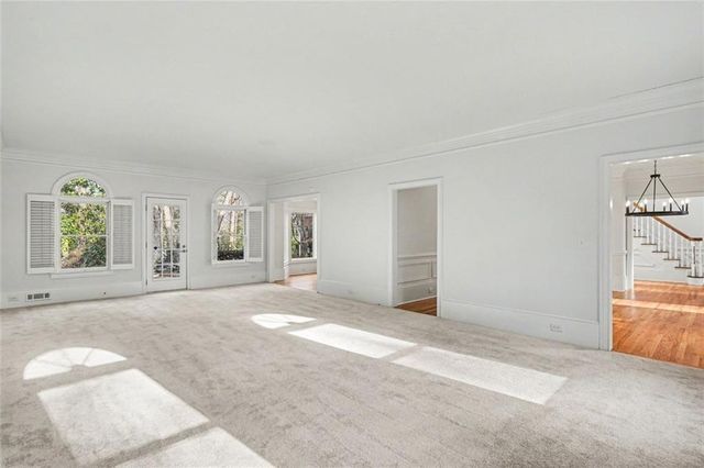 6203 Crestview Drive SE, Covington, GA 30014