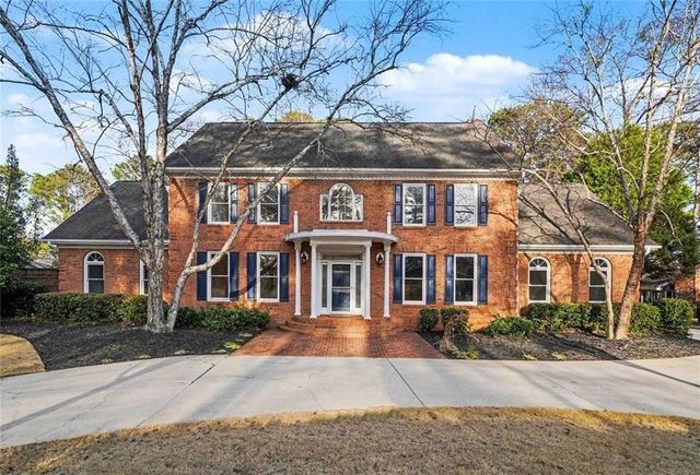 6203 Crestview Drive SE, Covington, GA 30014