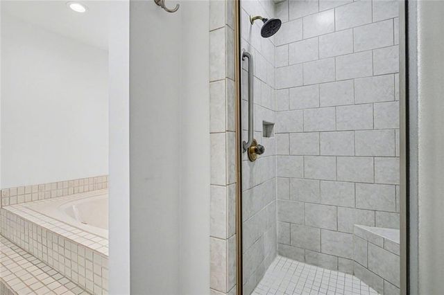 6203 Crestview Drive SE, Covington, GA 30014