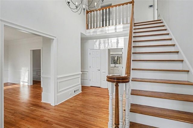 6203 Crestview Drive SE, Covington, GA 30014