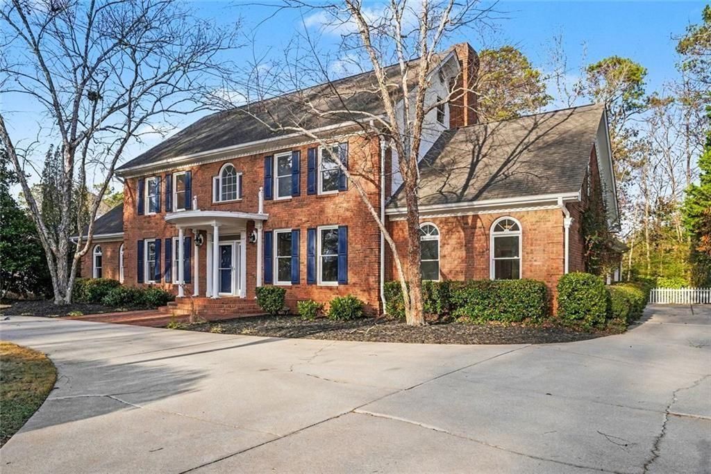 6203 Crestview Drive SE, Covington, GA 30014