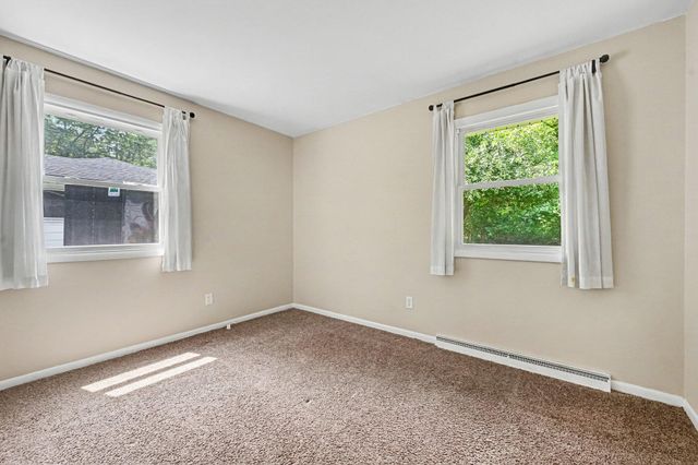 209 Cherry Hill Street, Kalamazoo Twp, MI 49006