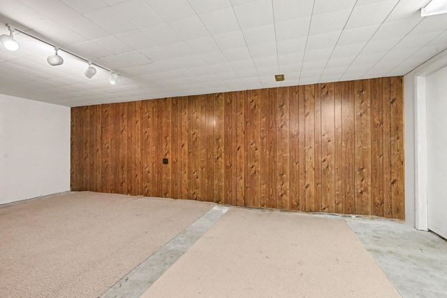 209 Cherry Hill Street, Kalamazoo Twp, MI 49006