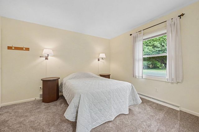 209 Cherry Hill Street, Kalamazoo Twp, MI 49006