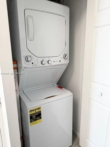 17100 N Bay Rd 1604, Sunny Isles Beach, FL 33160