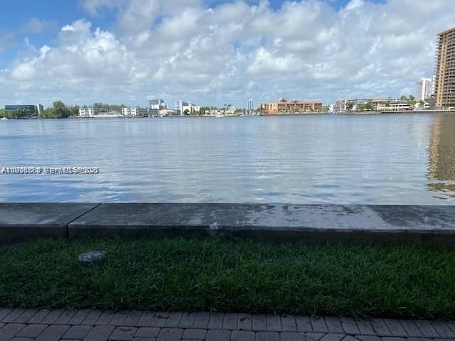 17100 N Bay Rd 1604, Sunny Isles Beach, FL 33160