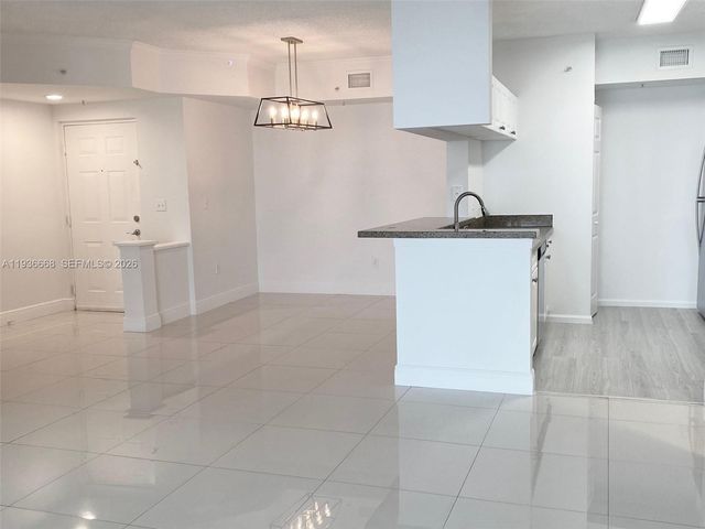 17100 N Bay Rd 1604, Sunny Isles Beach, FL 33160