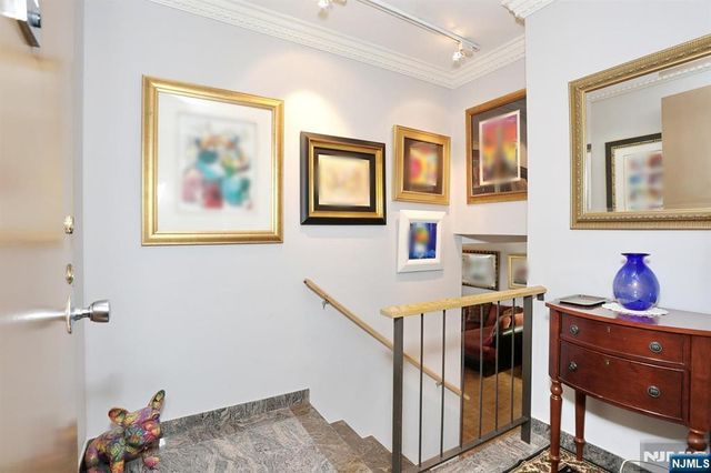 4 Horizon Road 815, Fort Lee, NJ 07024