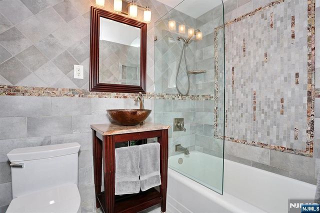 4 Horizon Road 815, Fort Lee, NJ 07024