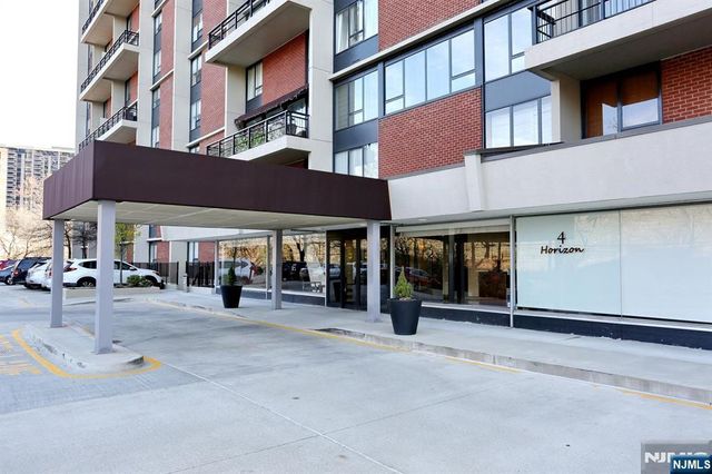 4 Horizon Road 815, Fort Lee, NJ 07024