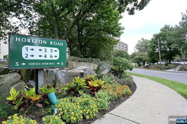 4 Horizon Road 815, Fort Lee, NJ 07024