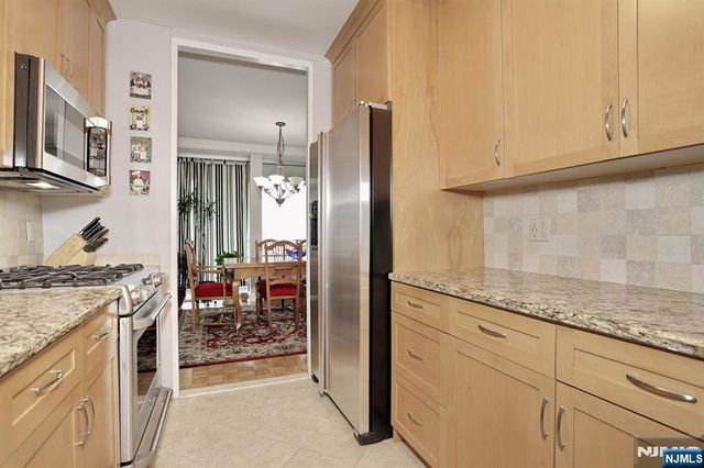 4 Horizon Road 815, Fort Lee, NJ 07024