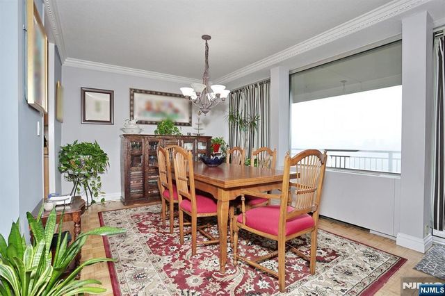 4 Horizon Road 815, Fort Lee, NJ 07024