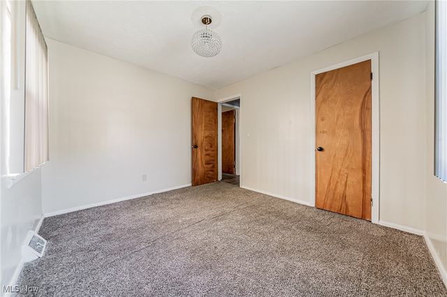 15978 Nelacrest Road, East Cleveland, OH 44112