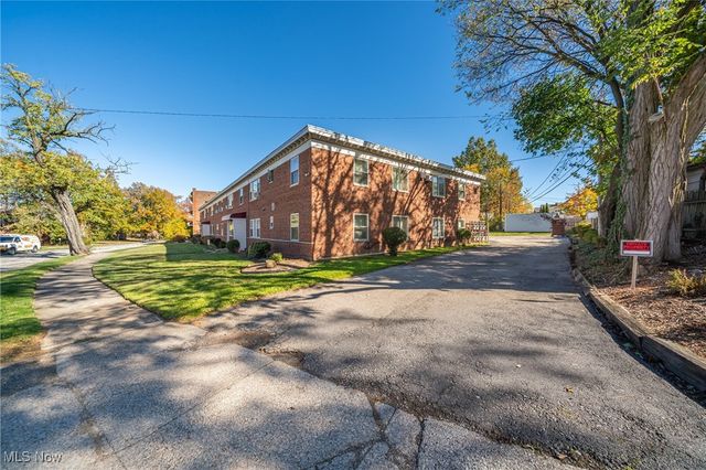 15978 Nelacrest Road, East Cleveland, OH 44112