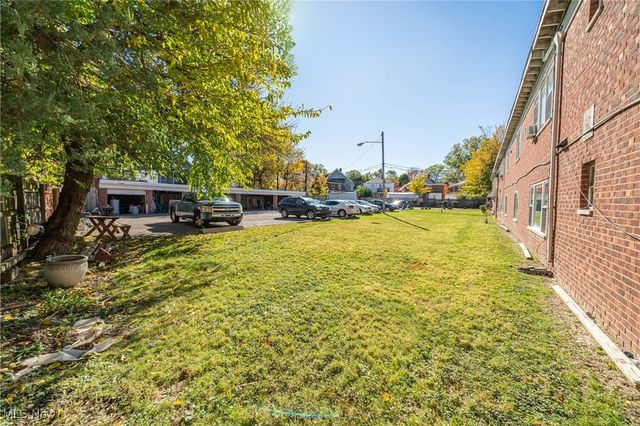 15978 Nelacrest Road, East Cleveland, OH 44112