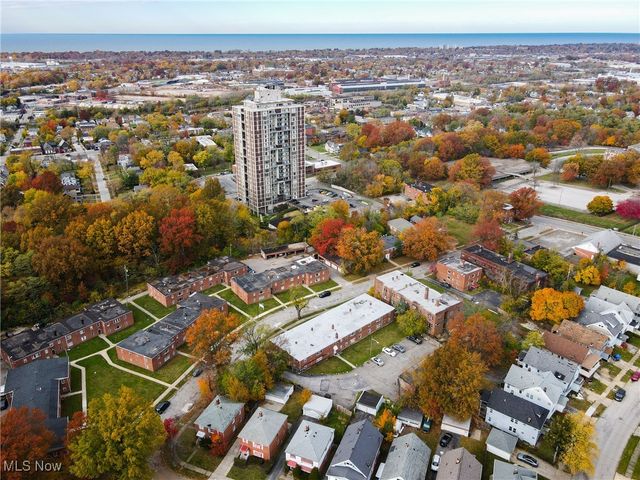 15978 Nelacrest Road, East Cleveland, OH 44112